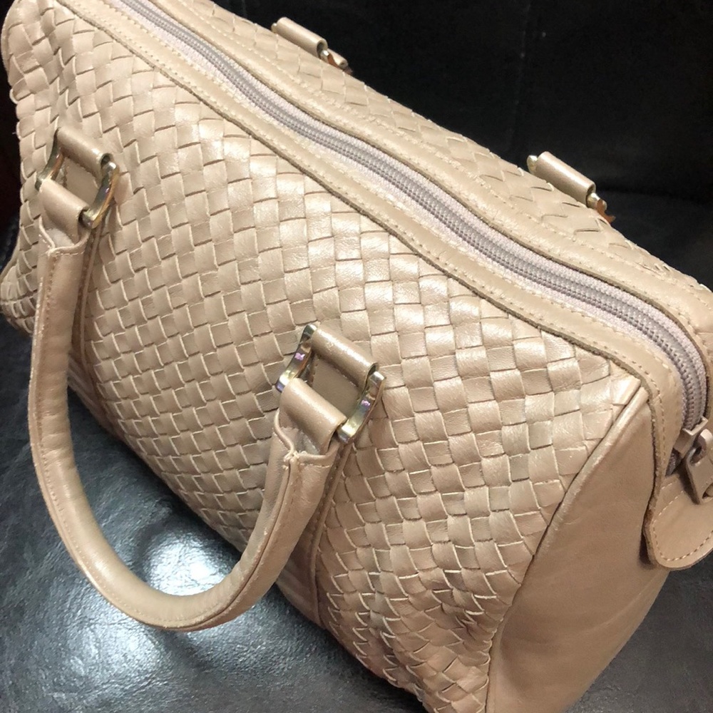 Ganson Leather Boston Bag - Picture 7 of 9